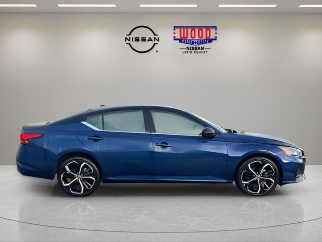 Used 2024 Nissan Altima SR with VIN 1N4BL4CVXRN352569 for sale in Kansas City