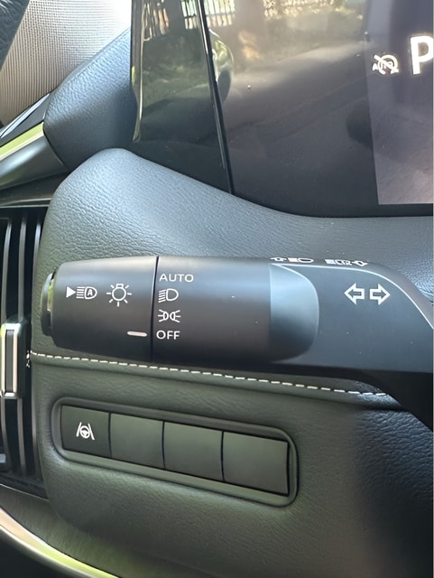 2026 Nissan Armada SV - Photo 34