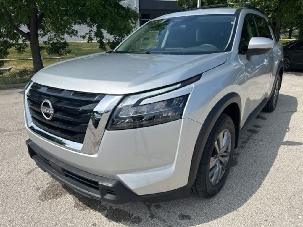 New 2025 Nissan Pathfinder SV SUV