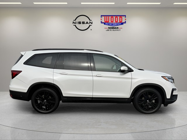 Used 2022 Honda Pilot Black Edition with VIN 5FNYF6H73NB051734 for sale in Kansas City