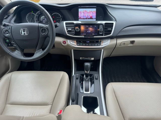 2015 Honda Accord EX-L photo 3