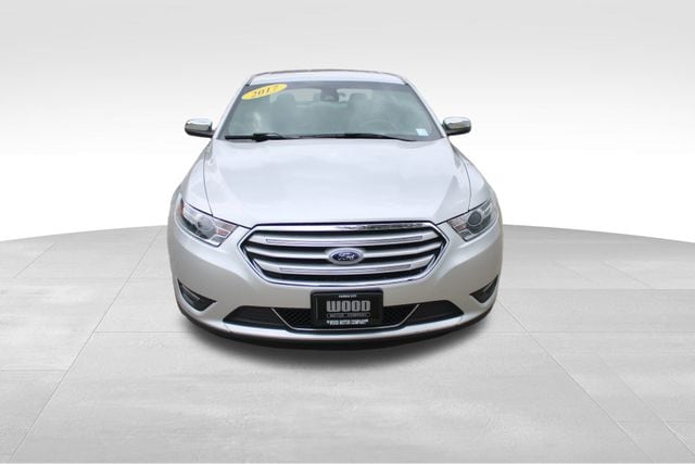 Used 2017 Ford Taurus Limited with VIN 1FAHP2F81HG106456 for sale in Hurst, TX