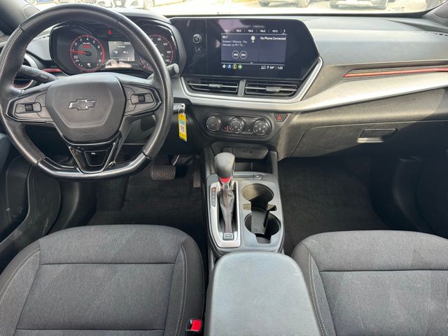 2025 Chevrolet Trax photo 3