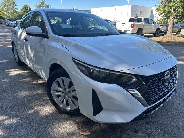 2025 Nissan Sentra S's photo