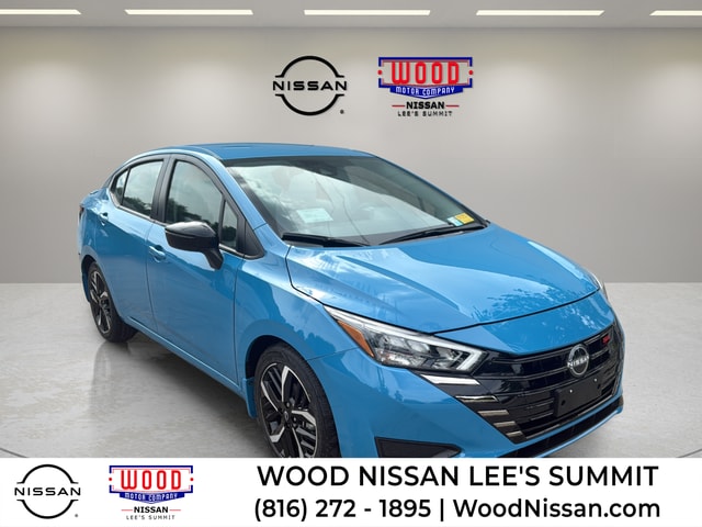 2025 Nissan Versa 1.6 SR CVT's photo