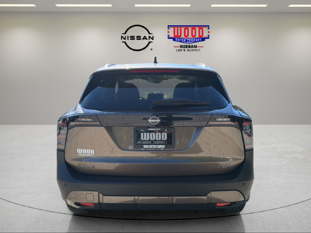 New 2027 Nissan Kicks SR SUV