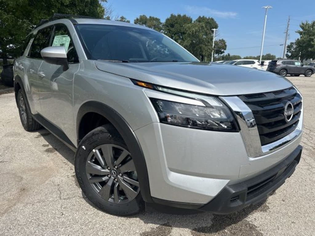 New 2025 Nissan Pathfinder SV SUV