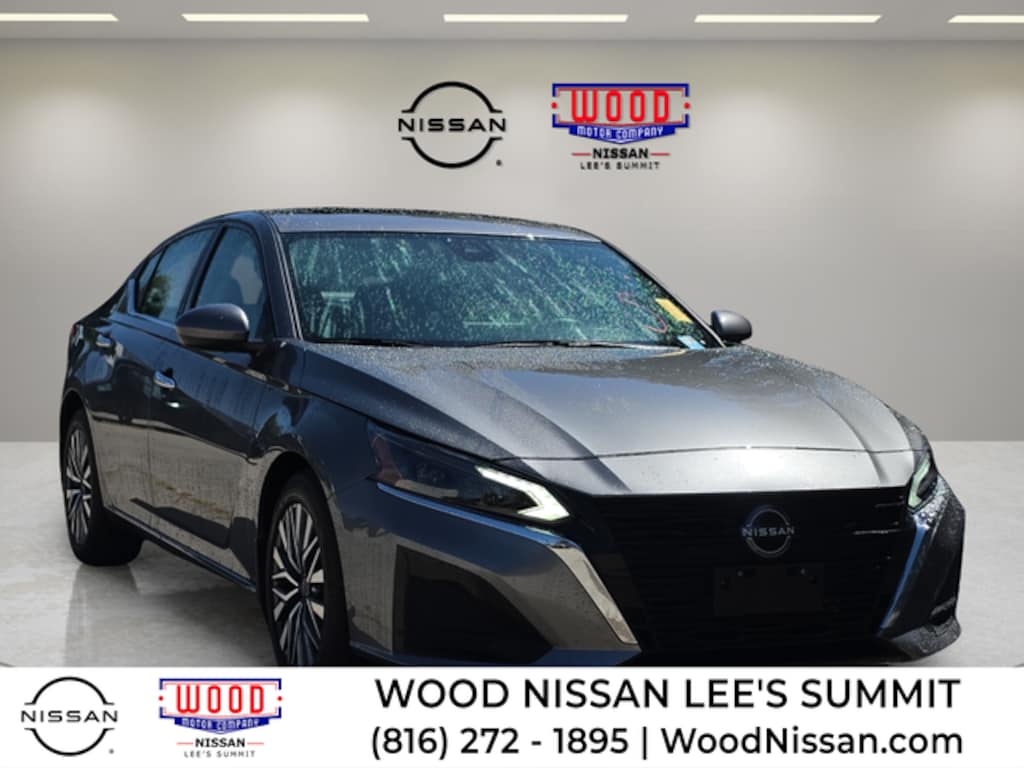 Used 2024 Nissan Altima 2.5 SV Sedan