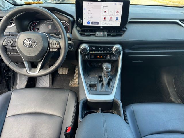 2023 Toyota RAV4 XLE Premium photo 2