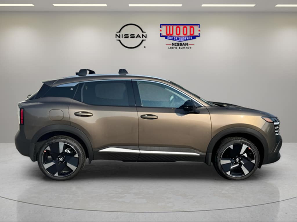 New 2026 Nissan Kicks SR SUV