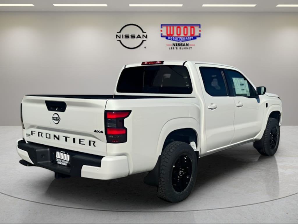 New 2026 Nissan Frontier SV Truck Crew Cab