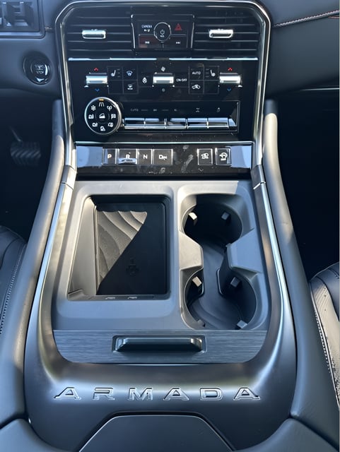 2026 Nissan Armada PRO-4X - Photo 11