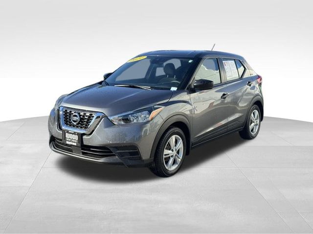 2020 Nissan Kicks S photo 3
