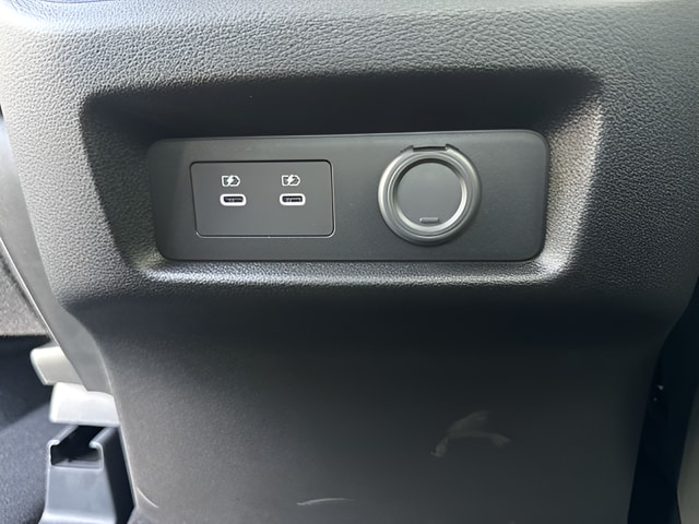 2026 Nissan Armada Platinum - Photo 23