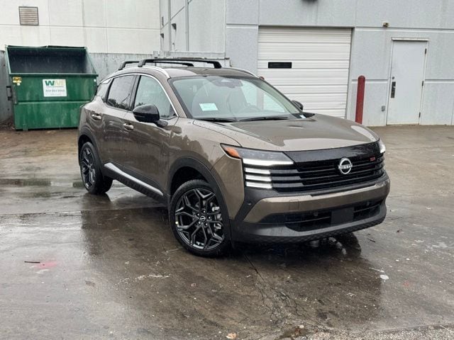 2026 Nissan KICKS SR AWD's photo