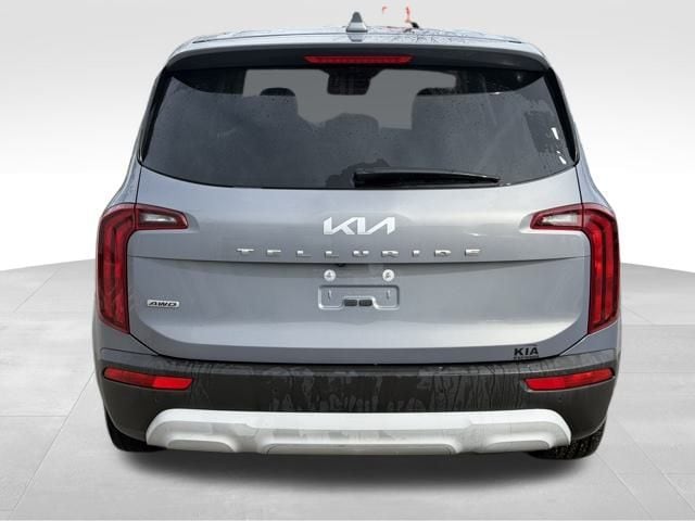 Used 2022 Kia Telluride LX with VIN 5XYP2DHC9NG211844 for sale in Kansas City