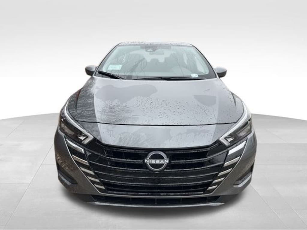 New 2025 Nissan Versa 1.6 SV Sedan