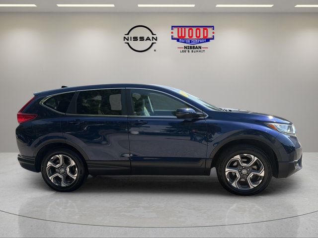 Used 2018 Honda CR-V EX with VIN 7FARW2H52JE015186 for sale in Kansas City