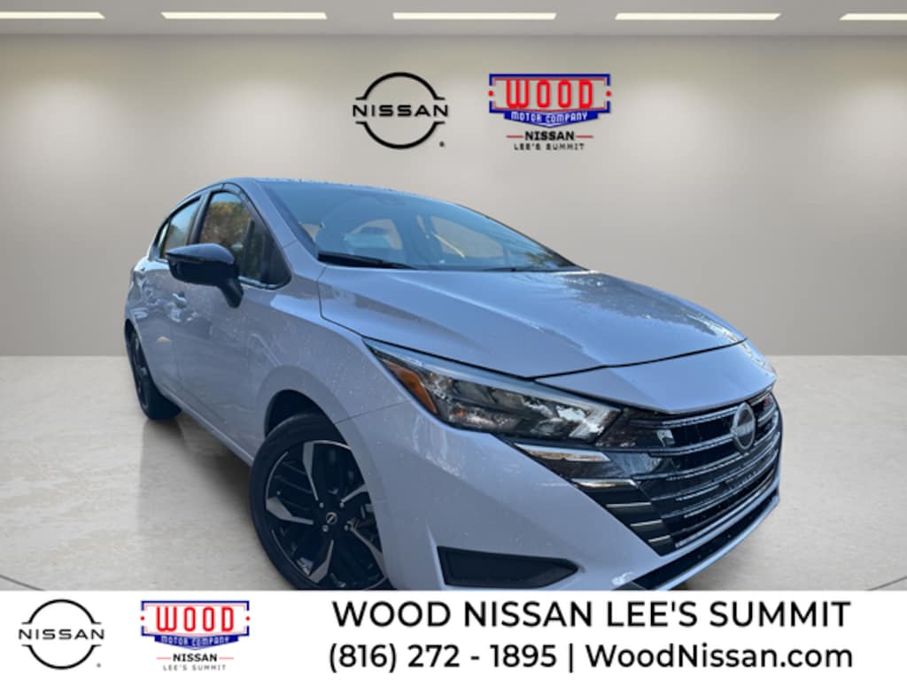 New 2025 Nissan Versa 1.6 SR Sedan