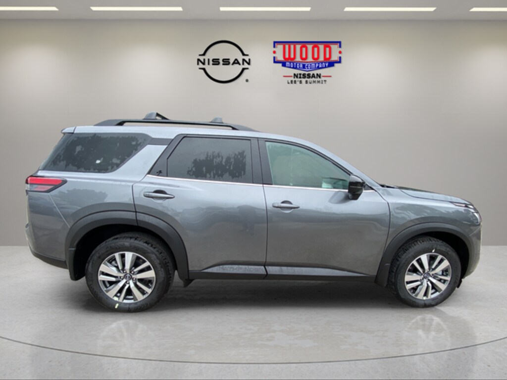 New 2026 Nissan Pathfinder SL SUV