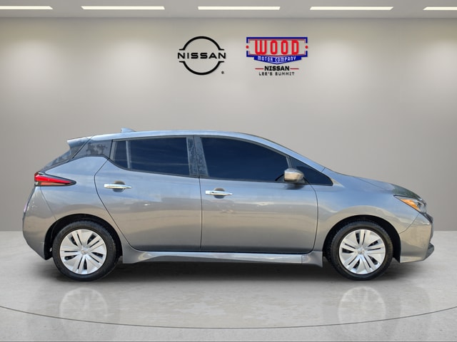 Used 2022 Nissan LEAF S with VIN 1N4AZ1BV7NC563311 for sale in Kansas City