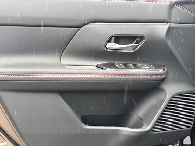 2026 Nissan KICKS SR AWD - Photo 37
