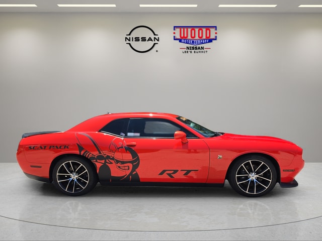 Used 2017 Dodge Challenger Scat Pack with VIN 2C3CDZFJ3HH501627 for sale in Kansas City