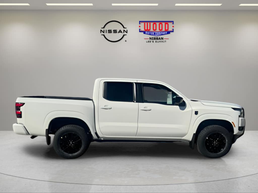 New 2026 Nissan Frontier SV Truck Crew Cab