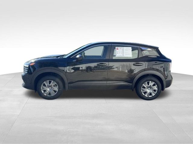 2025 Nissan Kicks S photo 4