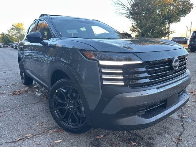 2026 Nissan KICKS SR AWD's photo