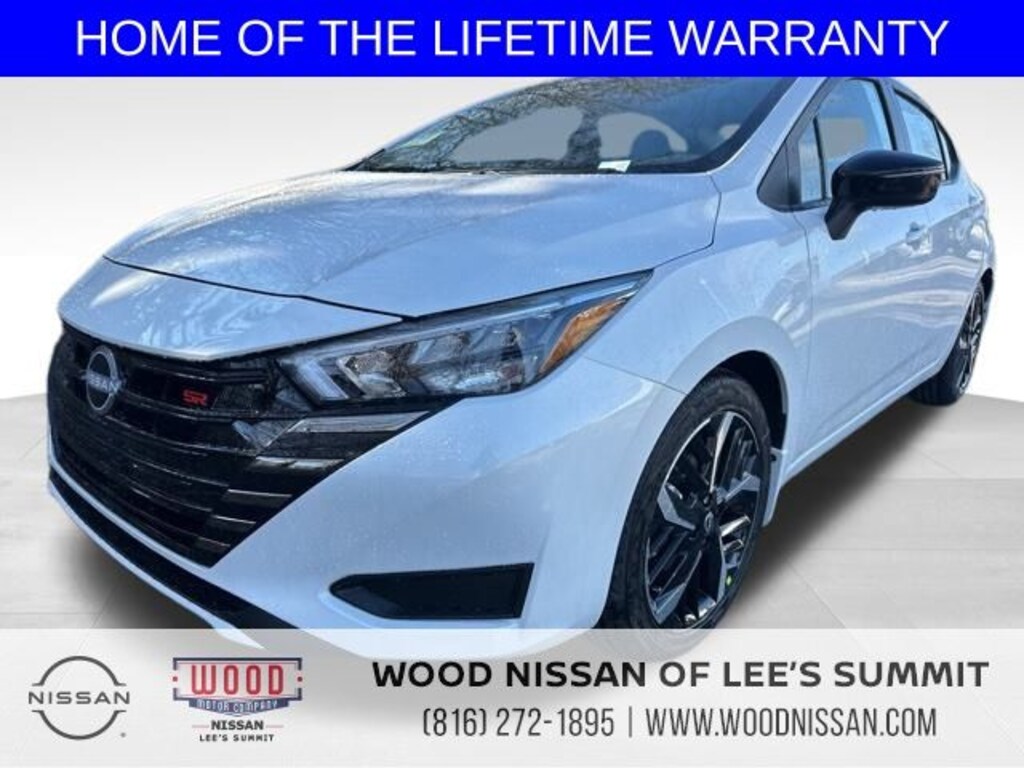 New 2025 Nissan Versa 1.6 SR Sedan