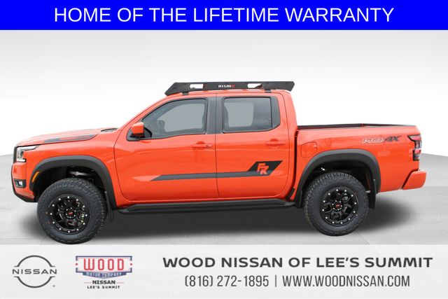 2025 Nissan Frontier PRO-4X photo 4