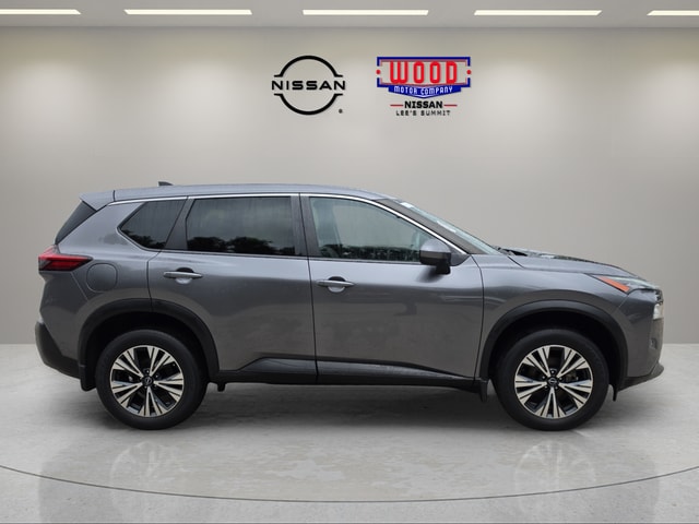 Used 2023 Nissan Rogue SV with VIN JN8BT3BB9PW475979 for sale in Kansas City