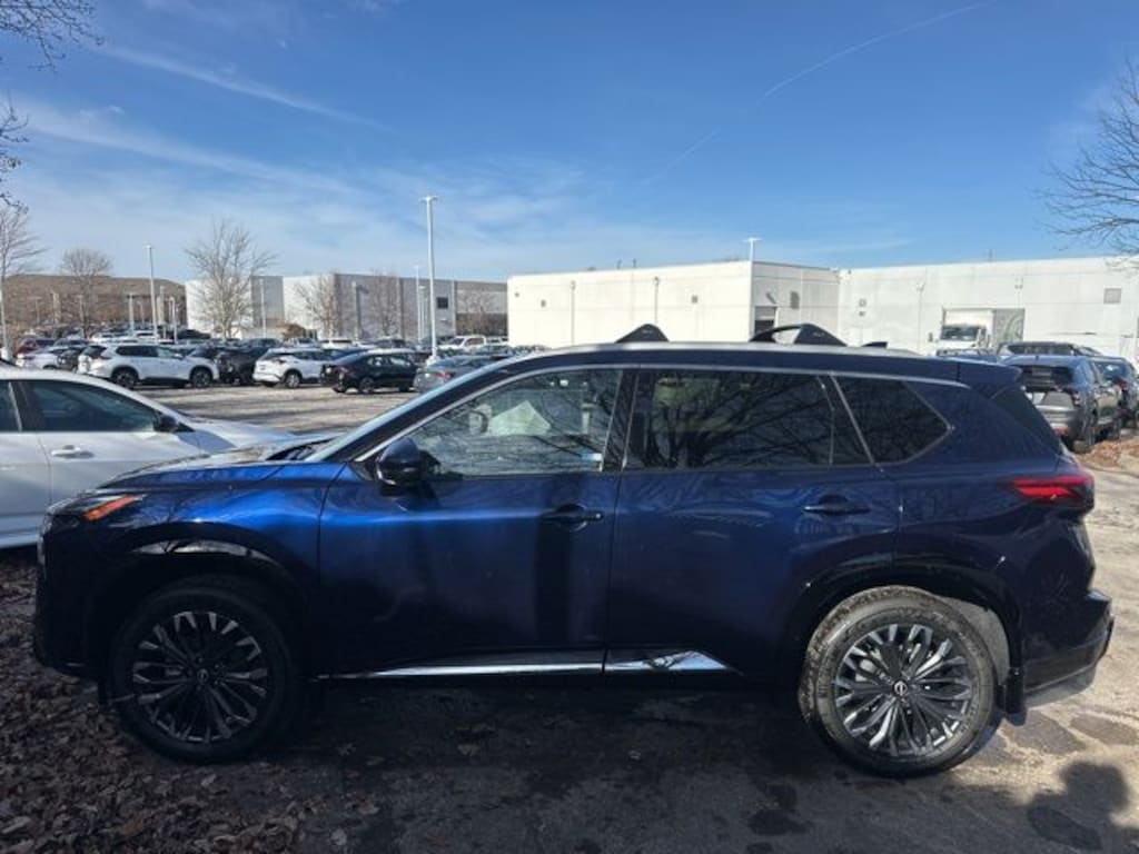 New 2026 Nissan Rogue Platinum SUV