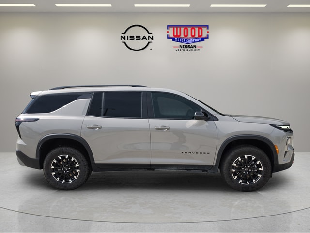 Used 2026 Chevrolet Traverse Z71 with VIN 1GNEVJKSXTJ123662 for sale in Kansas City