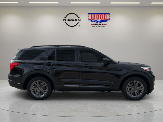 Used 2023 Ford Explorer XLT with VIN 1FMSK8DH9PGB30535 for sale in Kansas City
