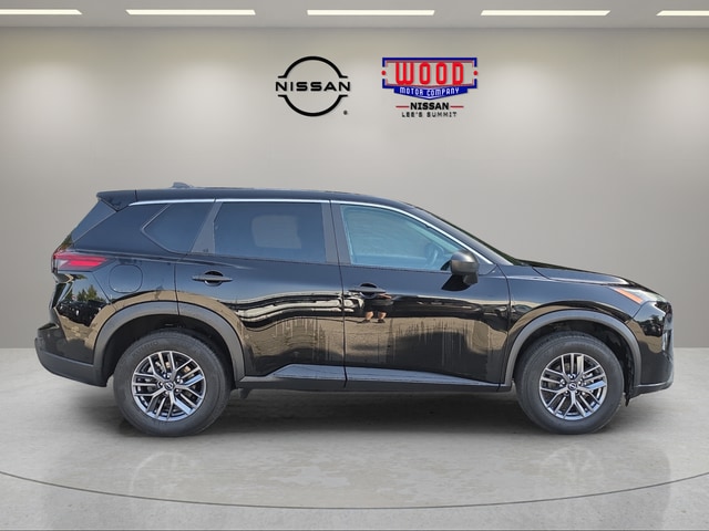 Used 2025 Nissan Rogue S with VIN 5N1BT3AB4SC776159 for sale in Kansas City