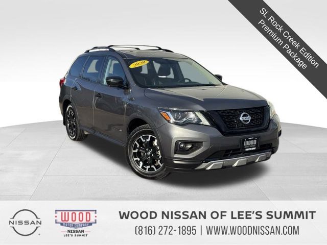 2020 Nissan Pathfinder SL's photo