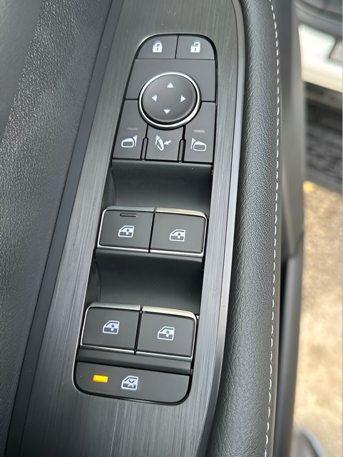 2026 Nissan Armada PRO-4X - Photo 15