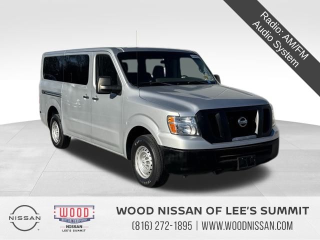 2019 Nissan NV Passenger S's photo