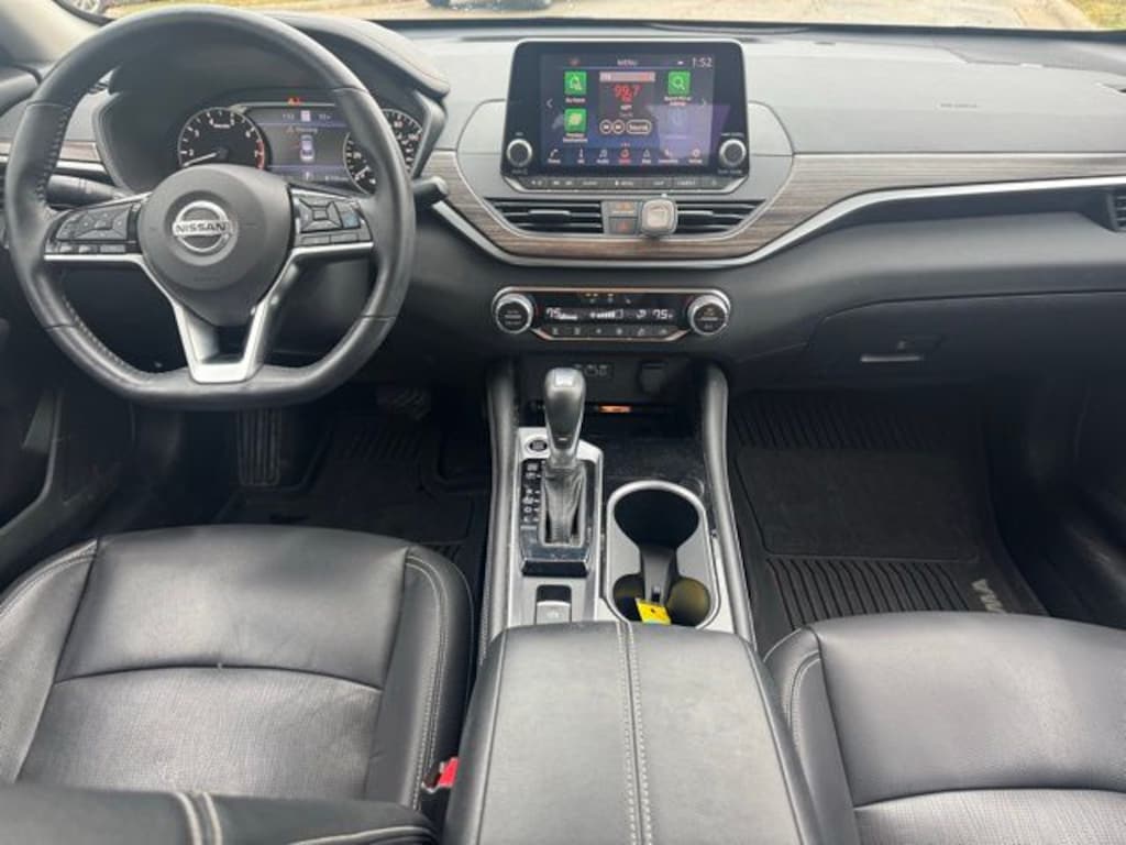 Used 2021 Nissan Altima 2.5 SL Sedan