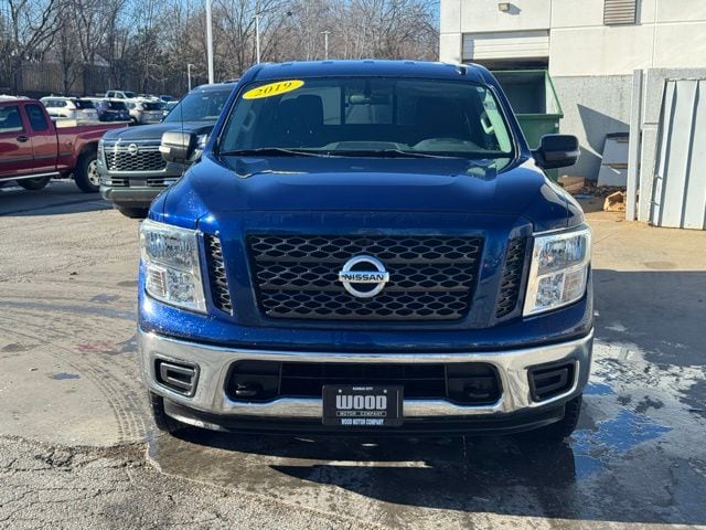 Used 2019 Nissan Titan SV with VIN 1N6AA1EJ6KN511028 for sale in Kansas City