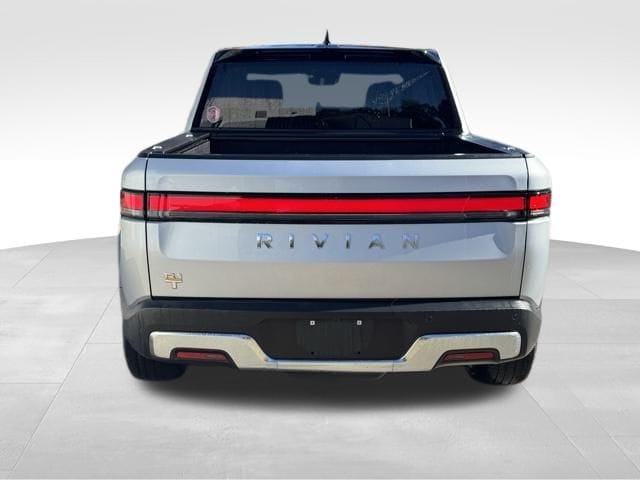 Used 2022 Rivian R1T Adventure with VIN 7FCTGAAA7NN008039 for sale in Harrison, AR