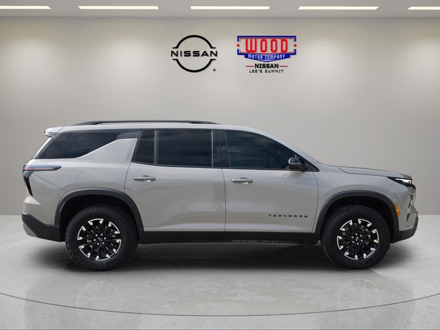 Used 2026 Chevrolet Traverse Z71 with VIN 1GNEVJKSXTJ123662 for sale in Kansas City