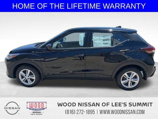 2025 Nissan Kicks Play S photo 4