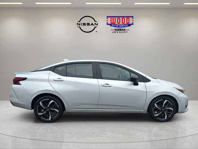 Used 2024 Nissan Versa Sedan SR with VIN 3N1CN8FV5RL889185 for sale in Kansas City