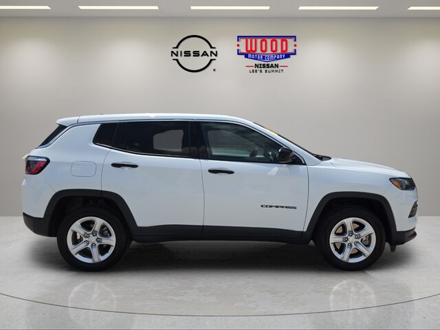 Used 2023 Jeep Compass Sport with VIN 3C4NJDAN0PT510916 for sale in Kansas City