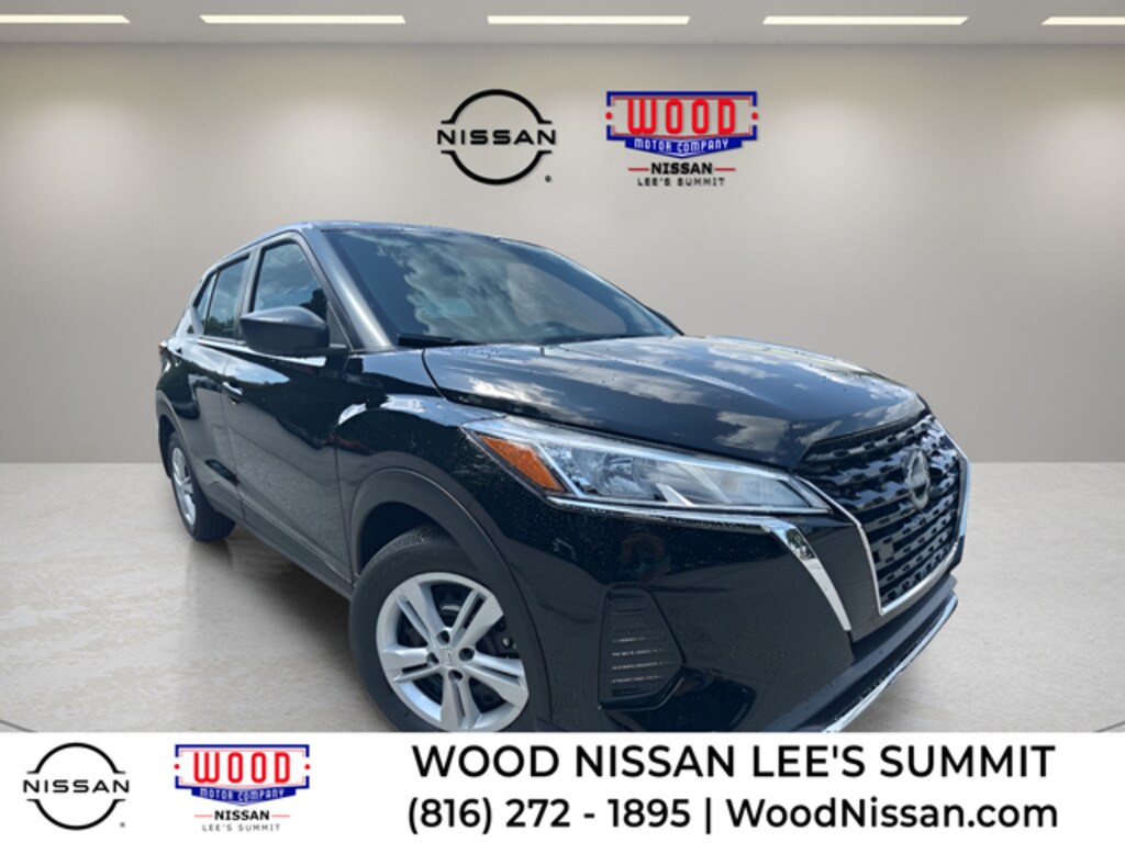 New 2025 Nissan Kicks Play S SUV