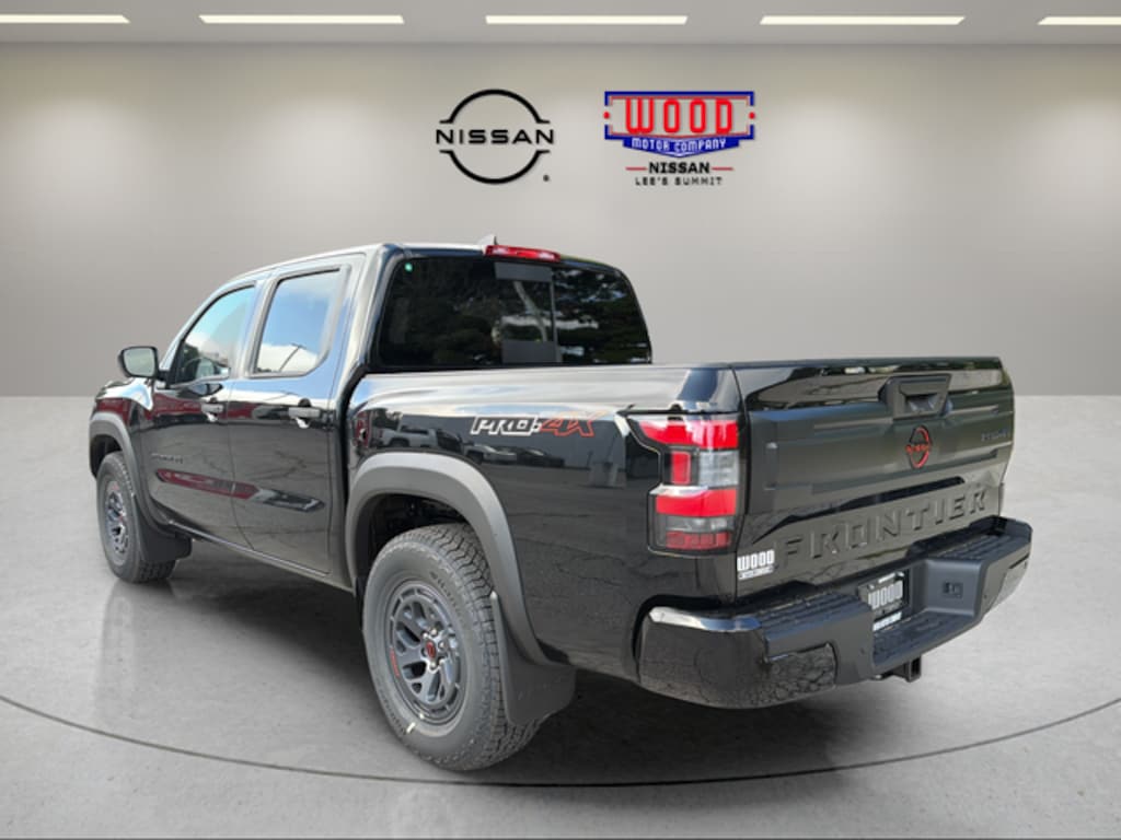 New 2027 Nissan Frontier PRO-4X Truck Crew Cab