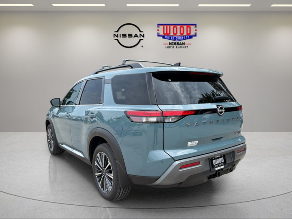 New 2026 Nissan Pathfinder Platinum SUV